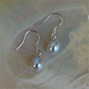 Load image into Gallery viewer, Lhe0209 Sterling Silver Earring Pearl Drop White 6 Colors *minimum 4 colors