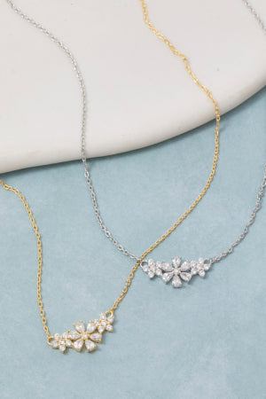 Lhn4109 Fashion Flower Necklace Gold or Silver