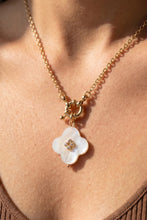 Load image into Gallery viewer, Lhn81809 Fashion Clover Necklace