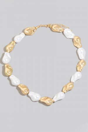 Lhn988242 Fashion Necklace Large Metalic Gold & Faux Pearls