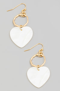 Lhe971730 Fashion Heart Earring White Shell