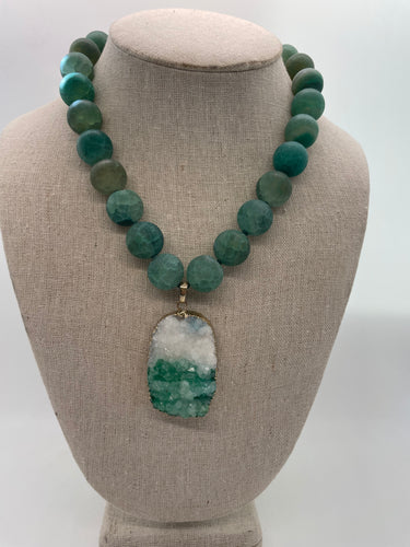 Lhn9237 Beaded Necklace Hand Made Tumbled Green Agate & Druzy Drop & toggle One of a Kind