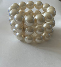 Load image into Gallery viewer, Lhb1368 Fashion Bracelet 3 Row Large Faux Pearls