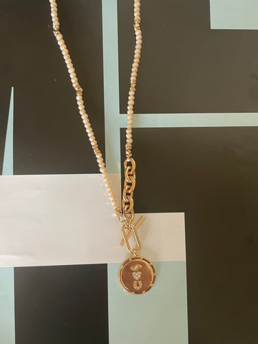 Lhe3166 Fashion Necklace Champagne Beads Medallion Drop (I love you)
