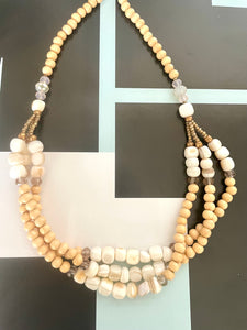 Lhn3175 Fashion Necklace Shell Beads & Wood