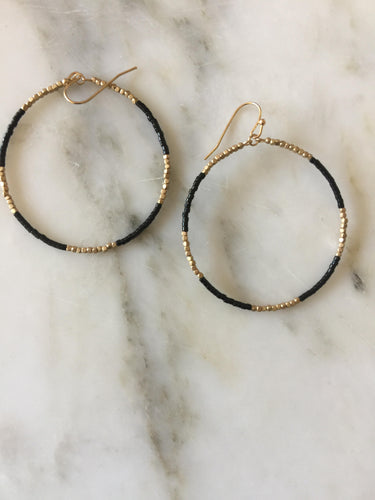 Lhe4454 Fashion Large Hoop with black and gold  beads