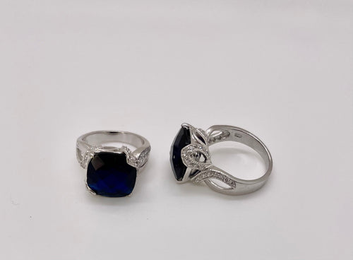 Lhr3984 Sterling Silver Ring Sapphire Cz Square Round Stone