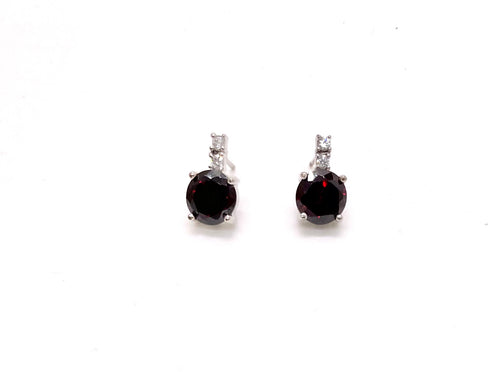 Lhe4870 Sterling Silver Earring Garnet Cz  One of Kind