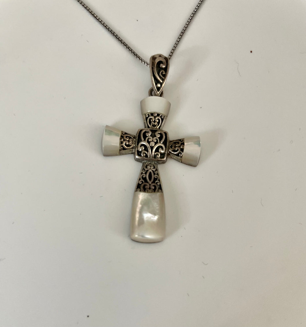 Lhp5995 Sterling Silver Cross Mother of Pearl