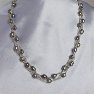 LHNF073 Grey triple strand pearls